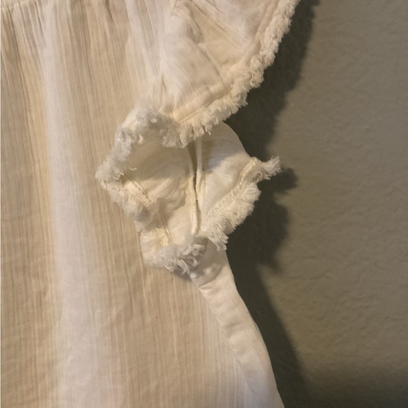 THML White Ruffled  Top - Picture 4 of 7